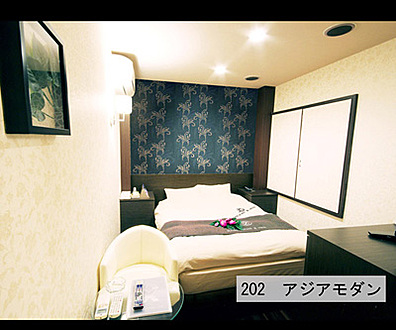 「Xホテル」202号室 内装1