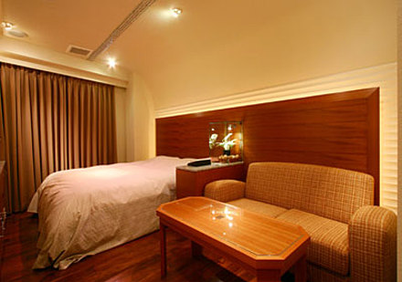 「HOTEL C. CHIBA-SHIROI」306号室 内装1