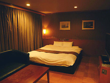 「HOTEL EXリゾート金沢」410号室 内装1