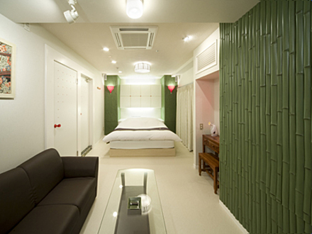 「HOTEL&SPA 更(サラ)」603号室 内装1