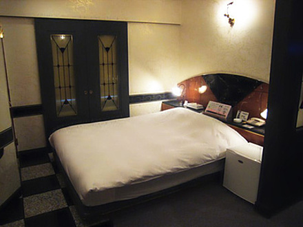 「ホテル クレア・ド・ラメール」206号室 内装1